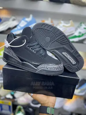 Jordan 4 Sneakers