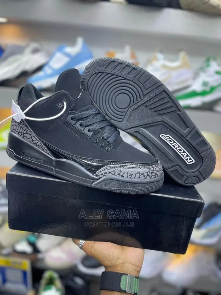 Jordan 4 Sneakers