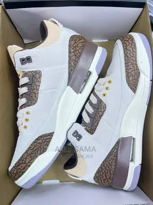 Jordan 4 Sneakers