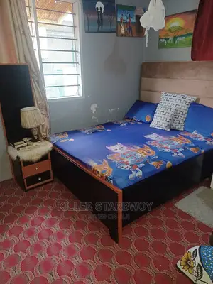 Kitanda 5×6, Godoro Na Bedside