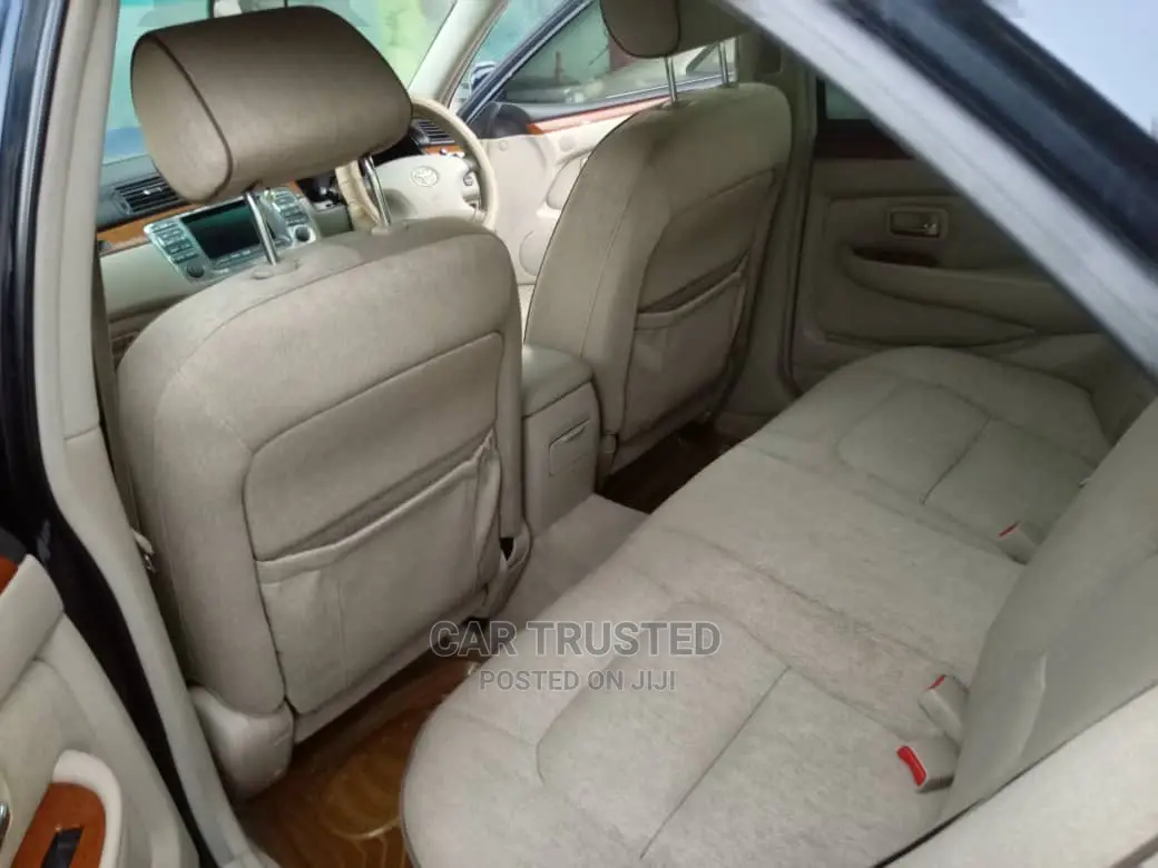 Toyota Brevis 2004 Blue