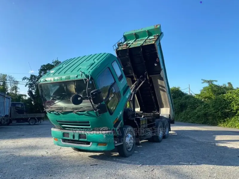 Giga Dump Truck