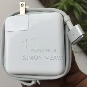 Used Charger for Macbook Laptops, Original From UK and US