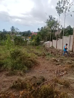 1.5 Acre Area for Sale