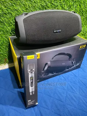 W King X10 Bluetooth Speaker With 1 Microphone