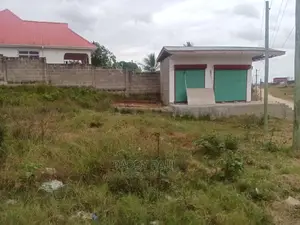 2200sqm Commercial Plot for Sale