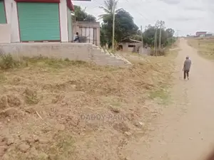 2200sqm Commercial Plot for Sale