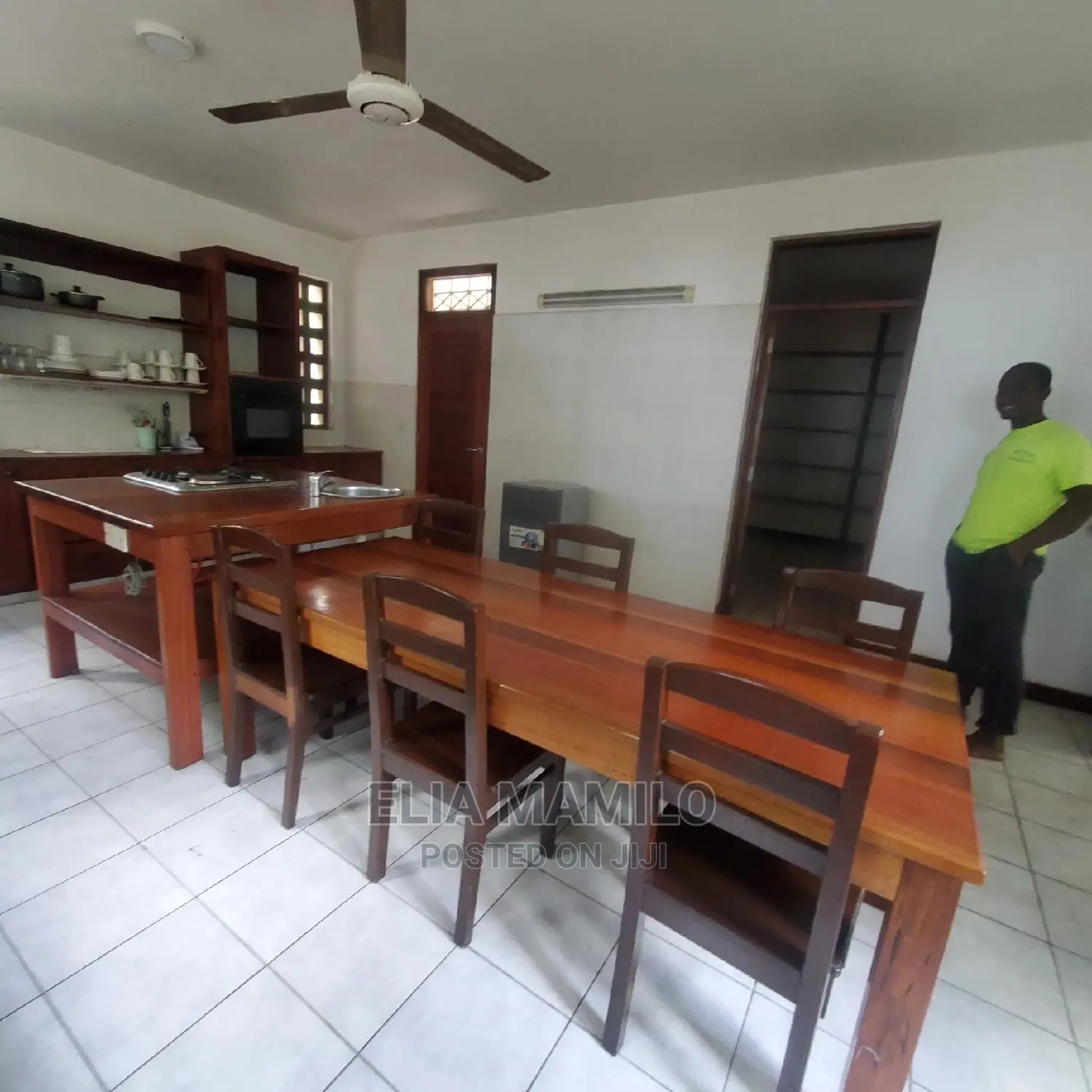 Furnished 3bdrm Apartment in Beach House, for rent