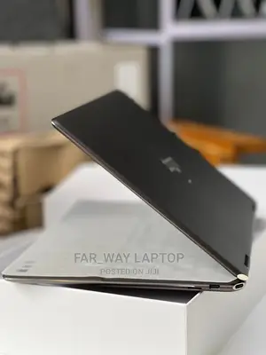 New Laptop HP Spectre 14 16GB Intel Core I7 SSD 512GB