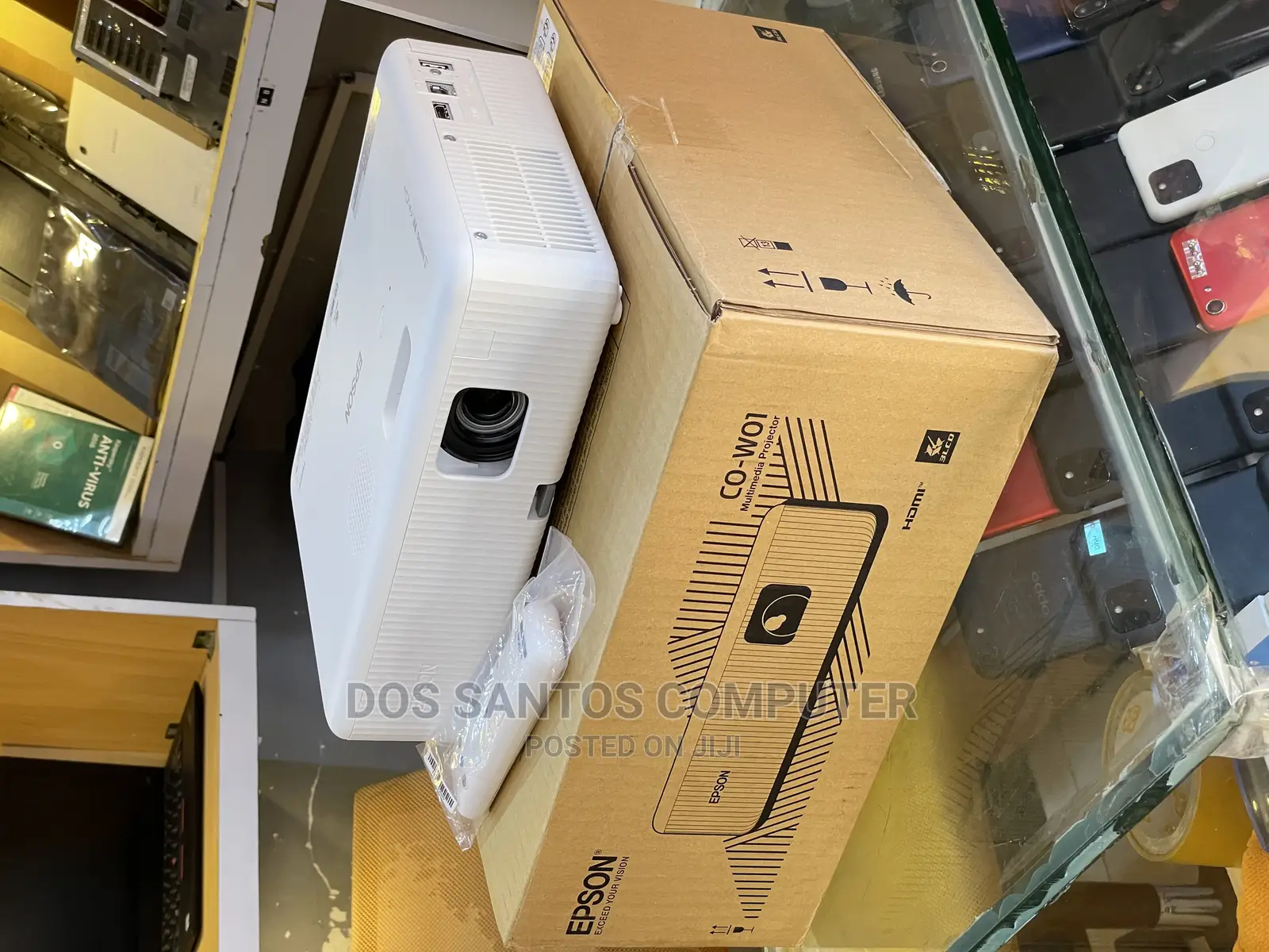 Brandnew EPSON Projector 200 Inch Screen