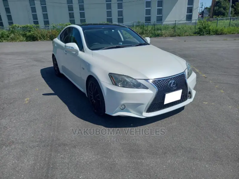 Lexus IS 2005 Pearl