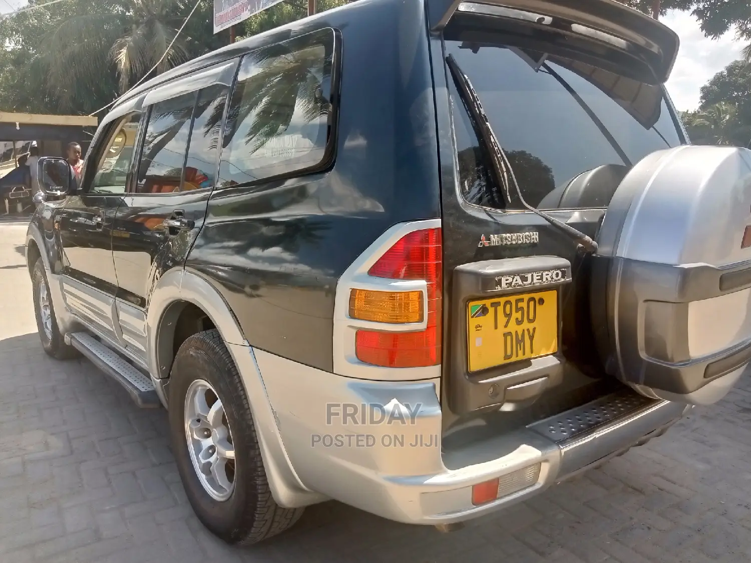 Mitsubishi Pajero Pininfarina 2002 Black