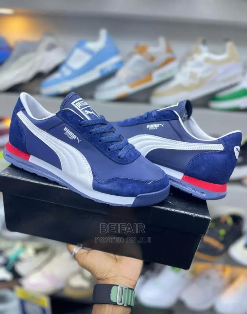 Original PUMA Sneakers