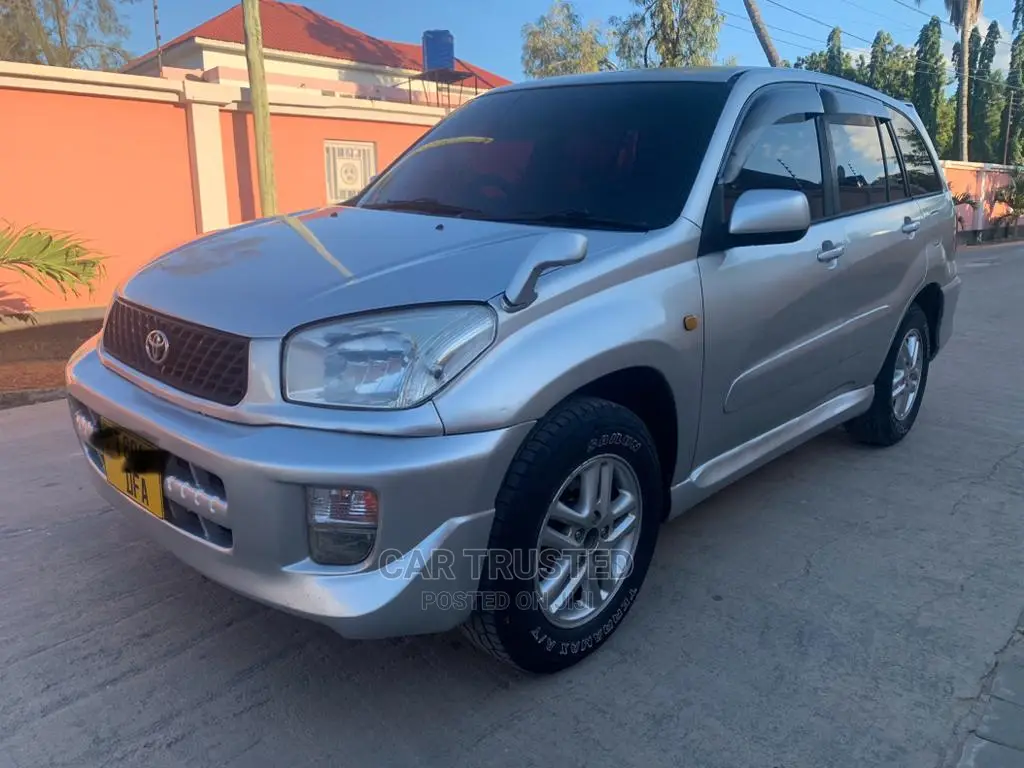 Toyota RAV4 1.8 2005 Silver