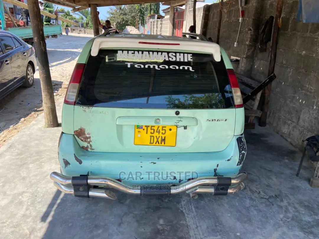 Suzuki Swift 2003 Beige