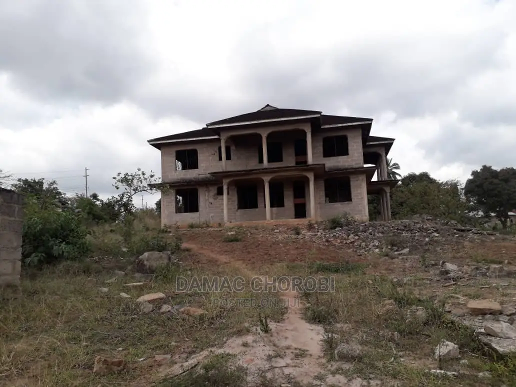 4bdrm Bungalow in Gorofa Inauzwa, Kinondoni for sale