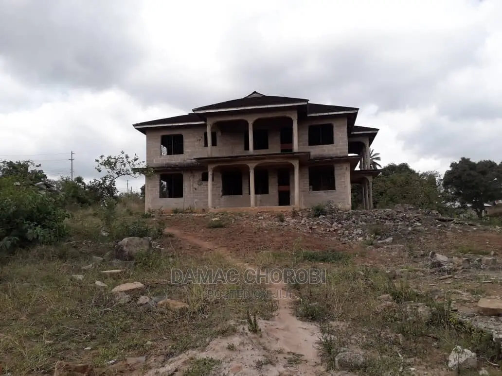4bdrm Bungalow in Gorofa Inauzwa, Kinondoni for sale