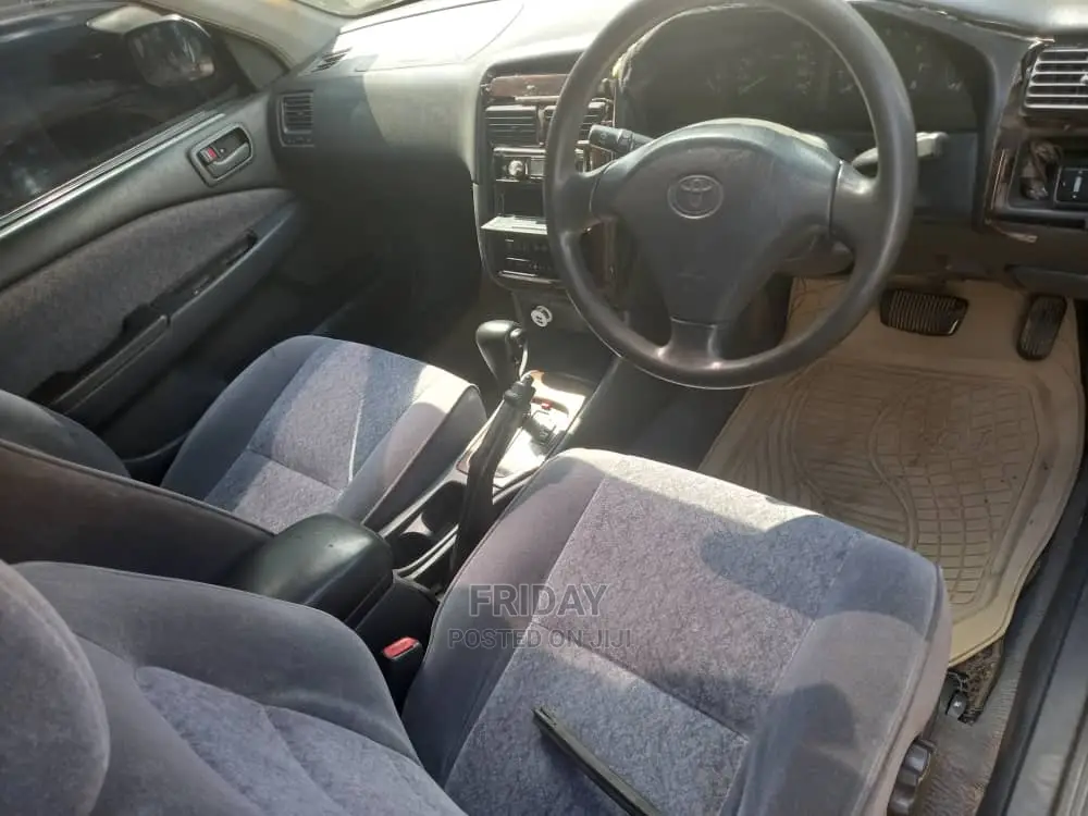 Toyota Corona Premio 1.6 FWD 2000 Off white