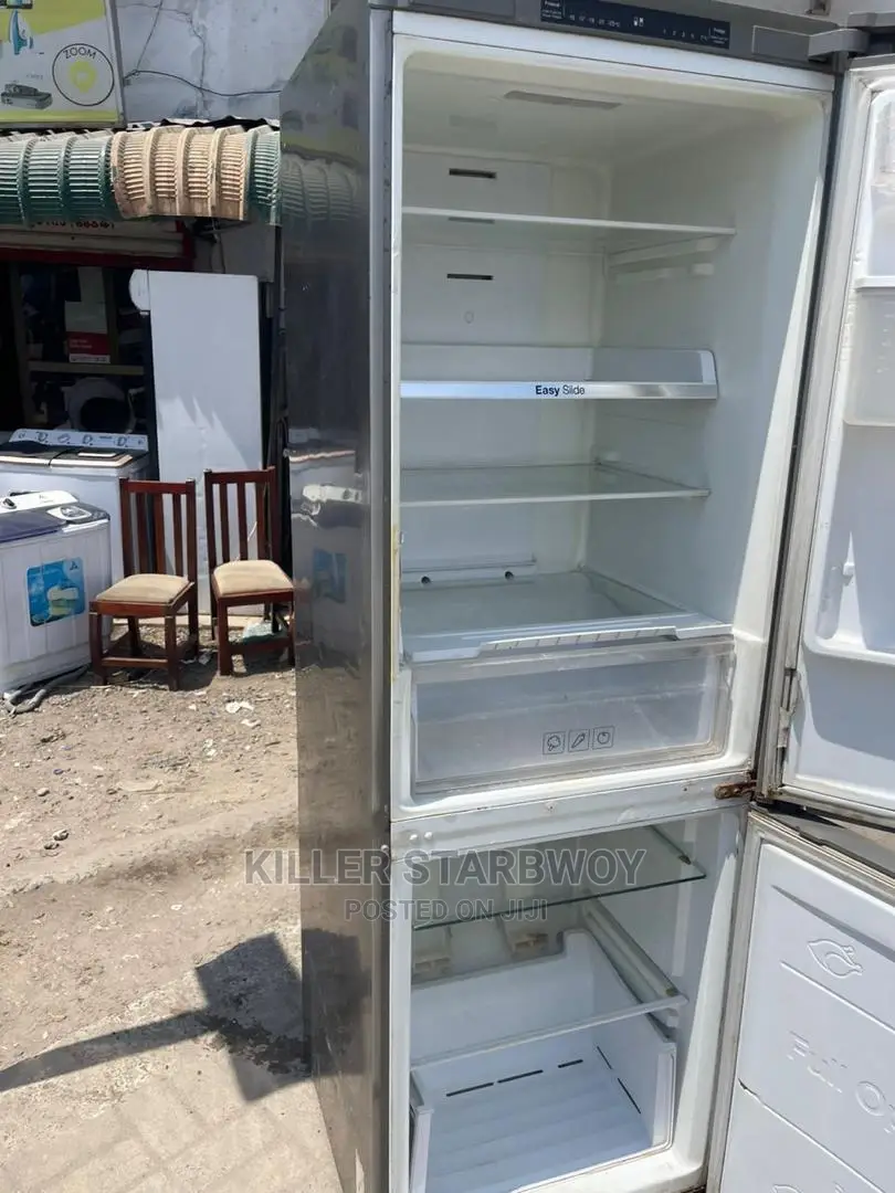 Samsung Fridge Ina Water Dispenser