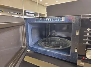 ORIGINAL SAMSUNG Microwave Oven Black 23L