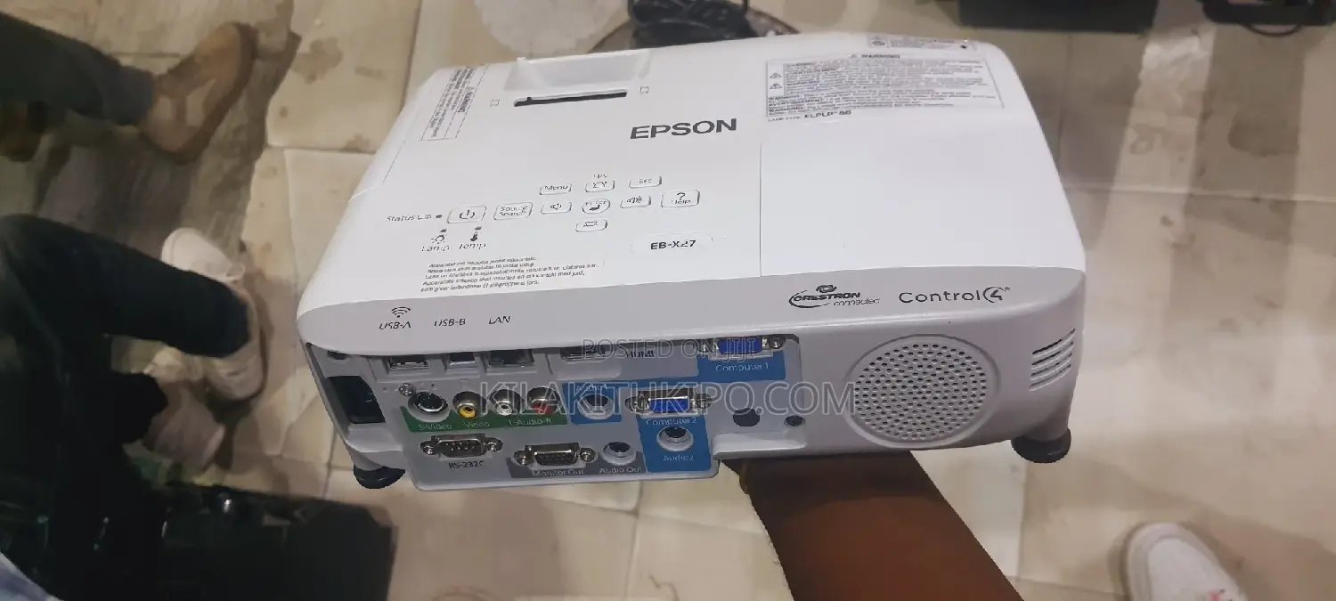 EPSON Projector Eb X27