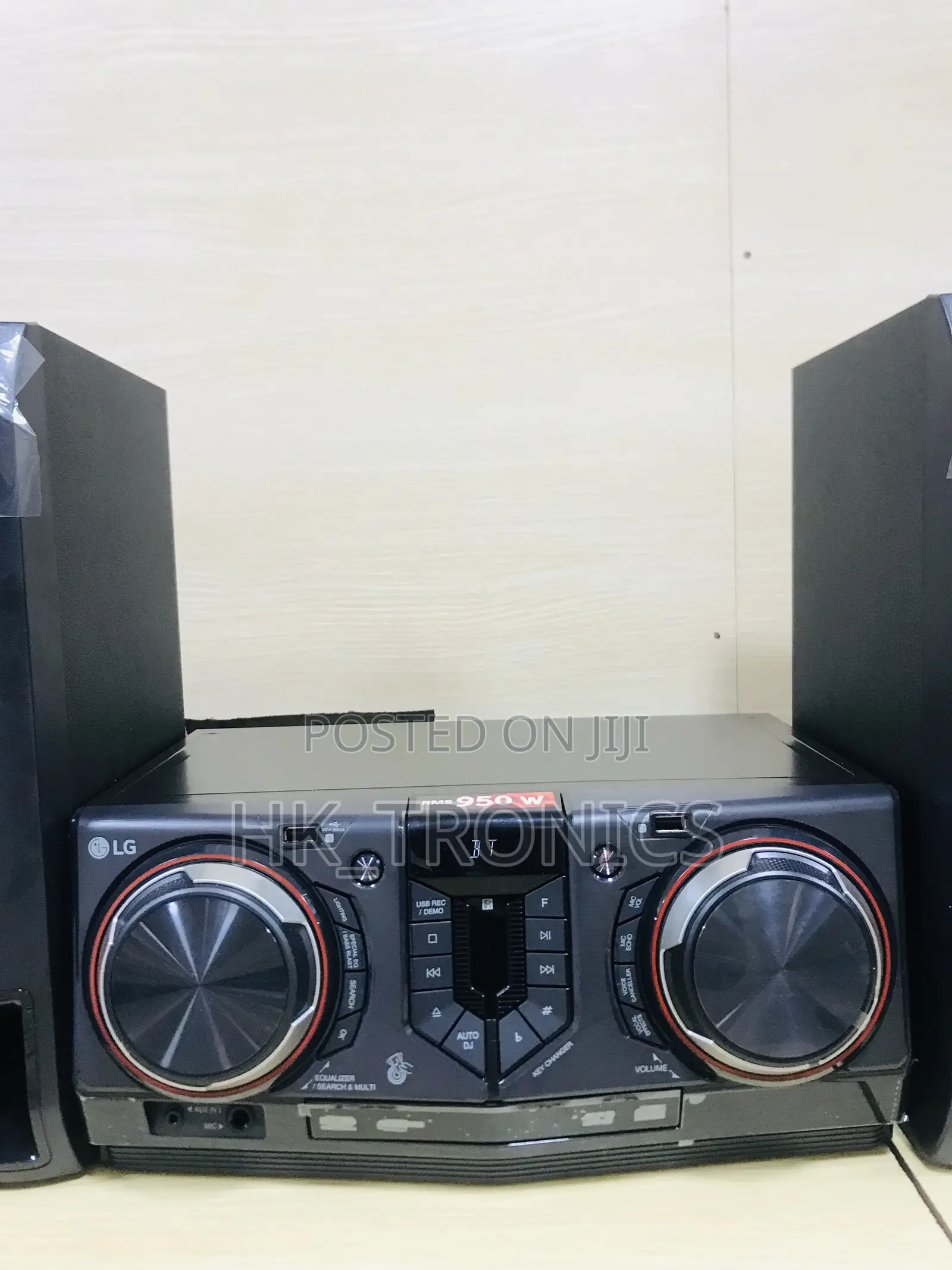 LG XBOOM CL65 Mini Hi-Fi System