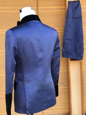 Taxedo Fashion Suti