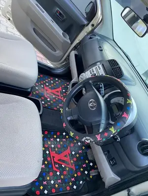 Toyota Passo 2005 Silver