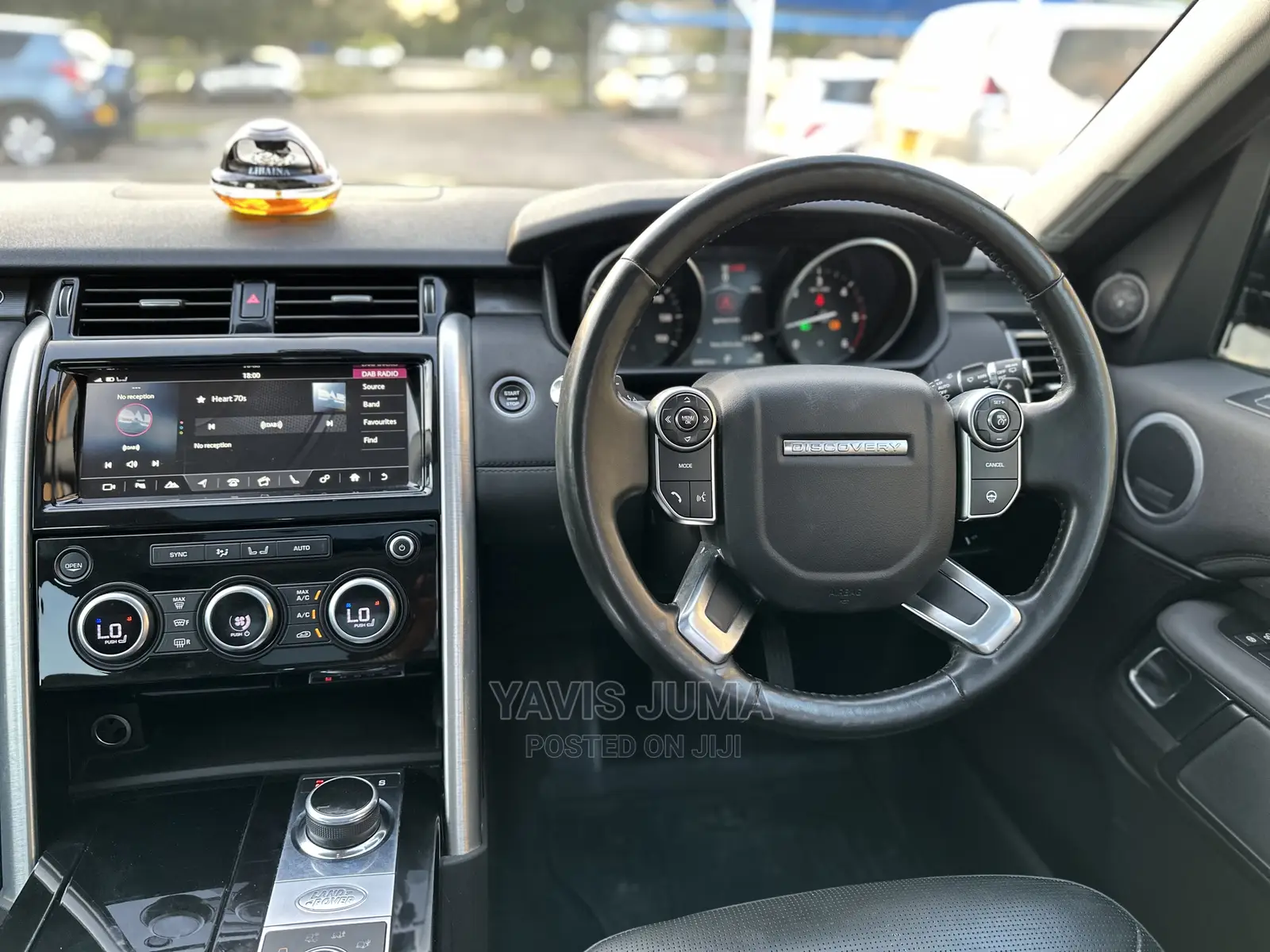 Land Rover Discovery 2018 Gold