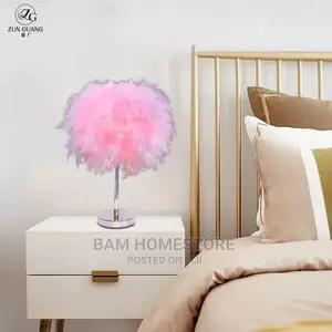 Orstrich Feather Decor Lamp