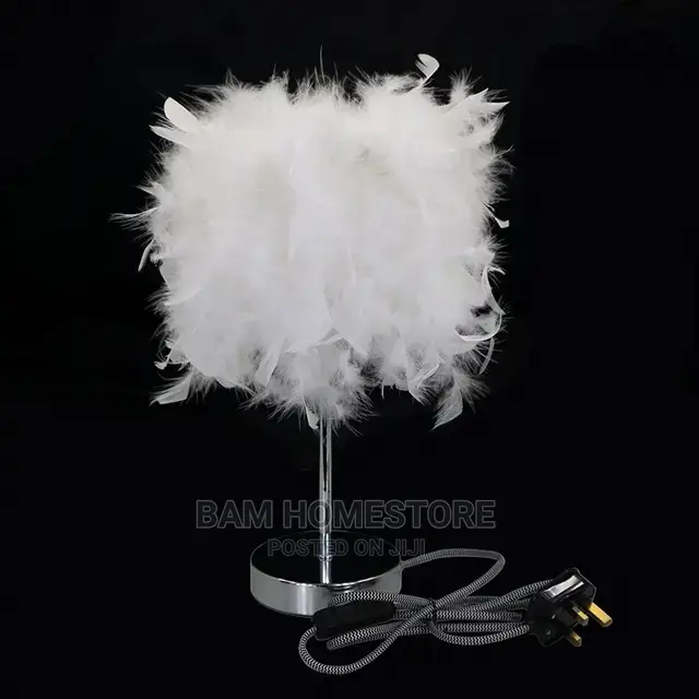 Orstrich Feather Decor Lamp