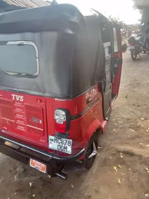 TVS King Deluxe Plus iTouch Start 2023 Yellow