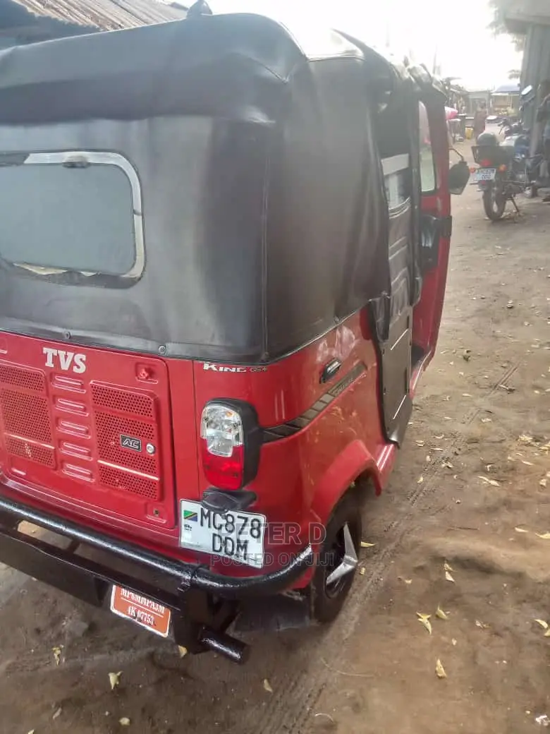 TVS King Deluxe Plus iTouch Start 2023 Yellow