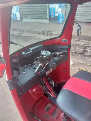 TVS King Deluxe Plus iTouch Start 2023 Yellow