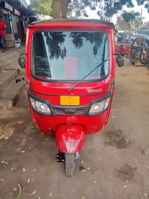 TVS King Deluxe Plus iTouch Start 2023 Yellow