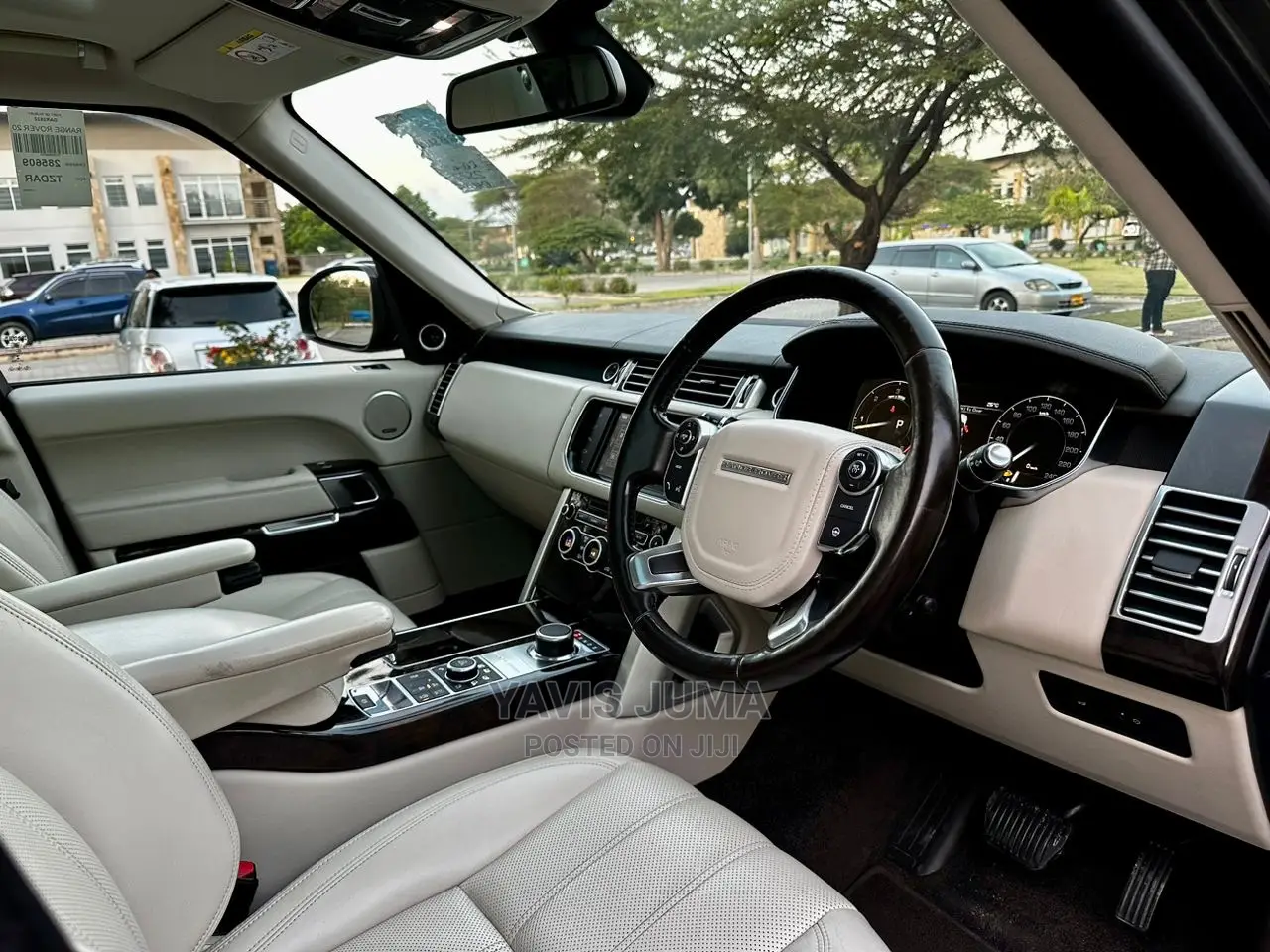 Land Rover Range Rover Vogue 2016 Black