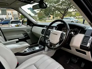 Land Rover Range Rover Vogue 2016 Black