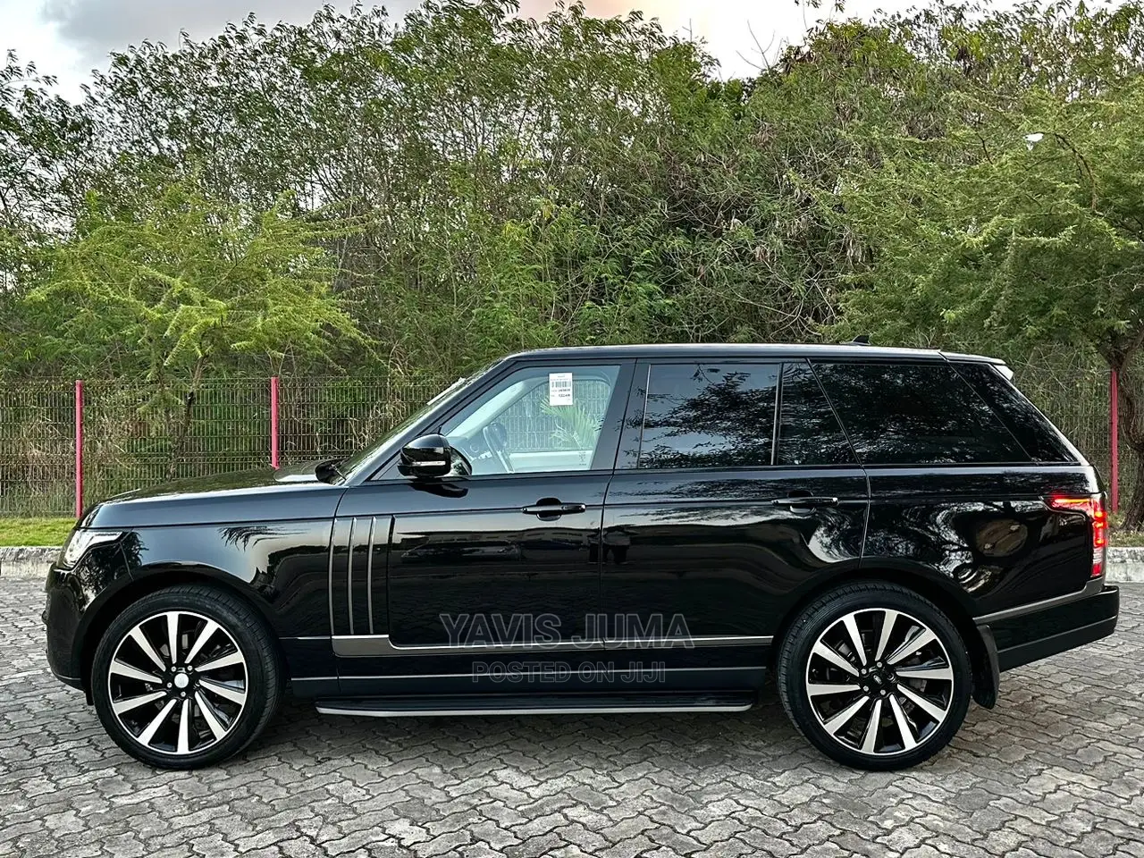 Land Rover Range Rover Vogue 2016 Black