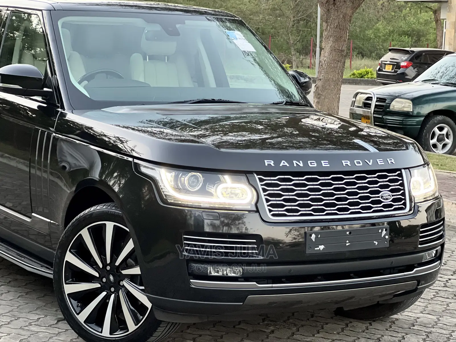 Land Rover Range Rover Vogue 2016 Black