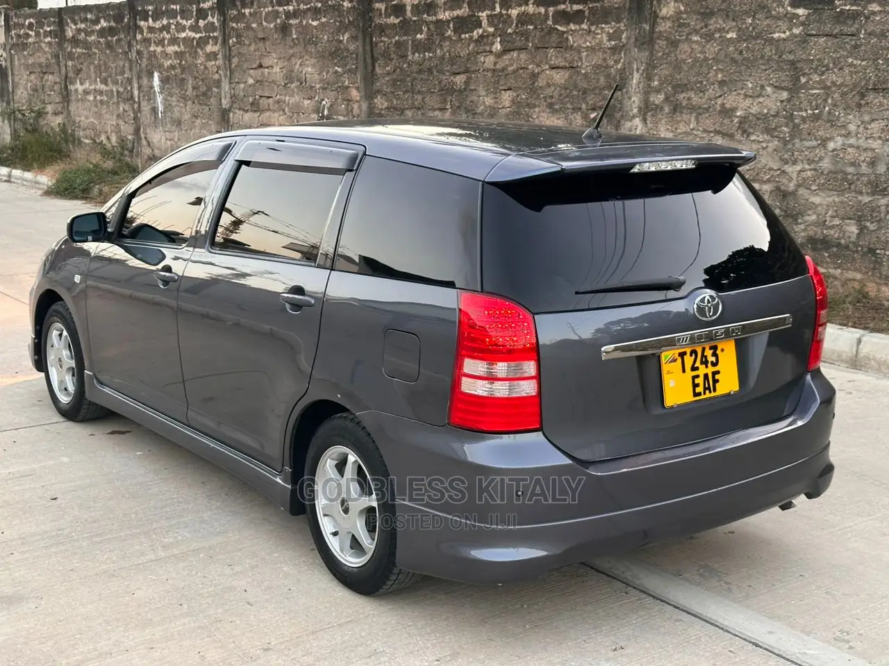Toyota Wish 2004 Gray