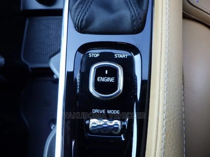 Volvo XC90 2016 Pearl