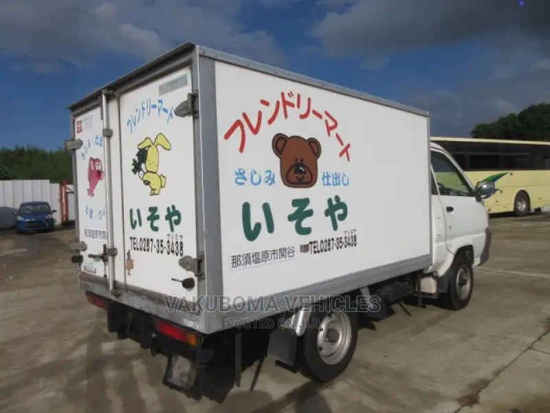 Liteace Freeer Truck