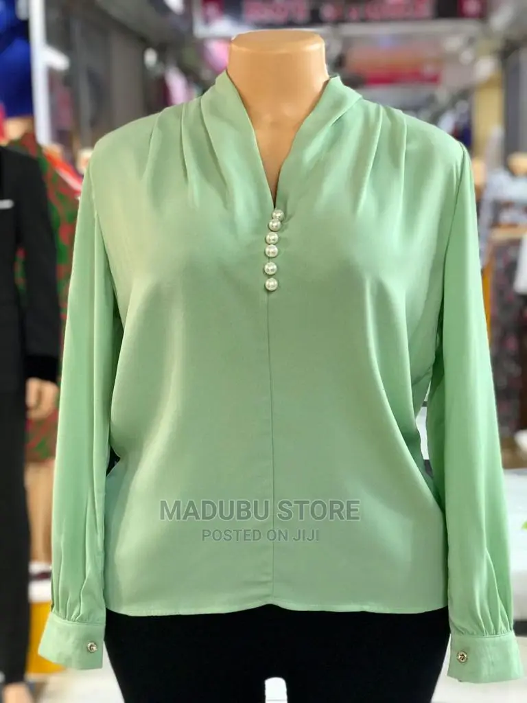 Women's Tops