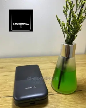 New Nokia 2720 Flip 512 GB Black