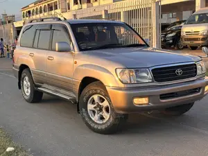 Photo - Toyota Land Cruiser 2000 Brown