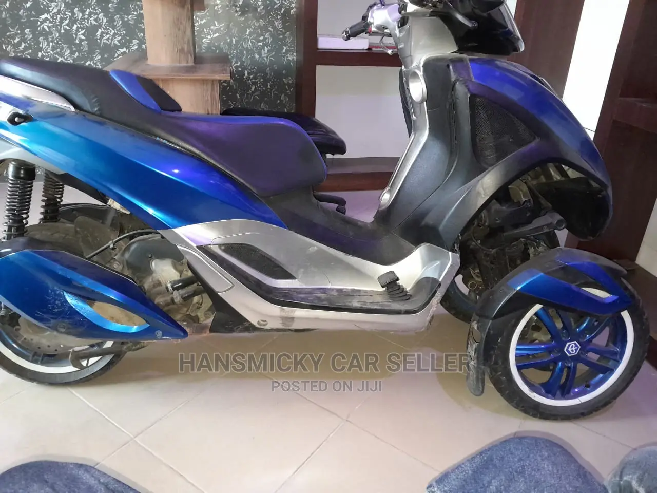 Bajaj 2018 Blue