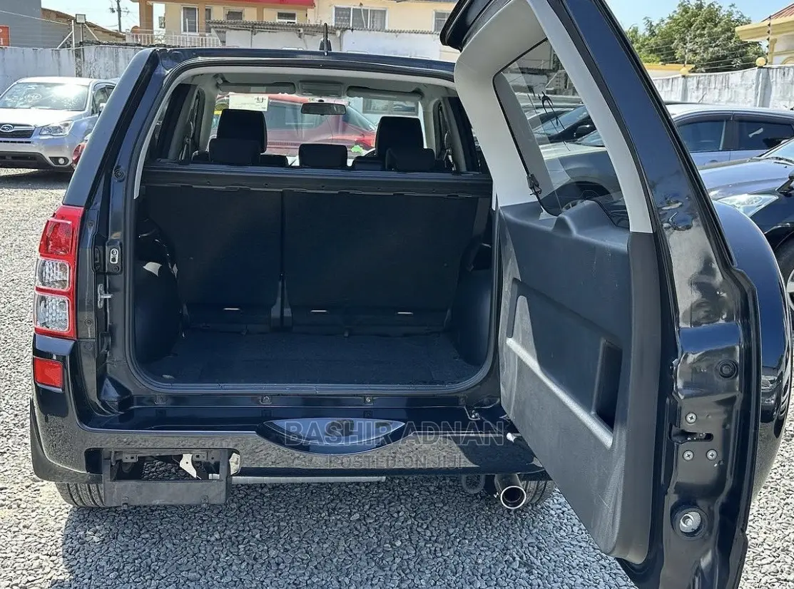 Suzuki Escudo 2008 Black