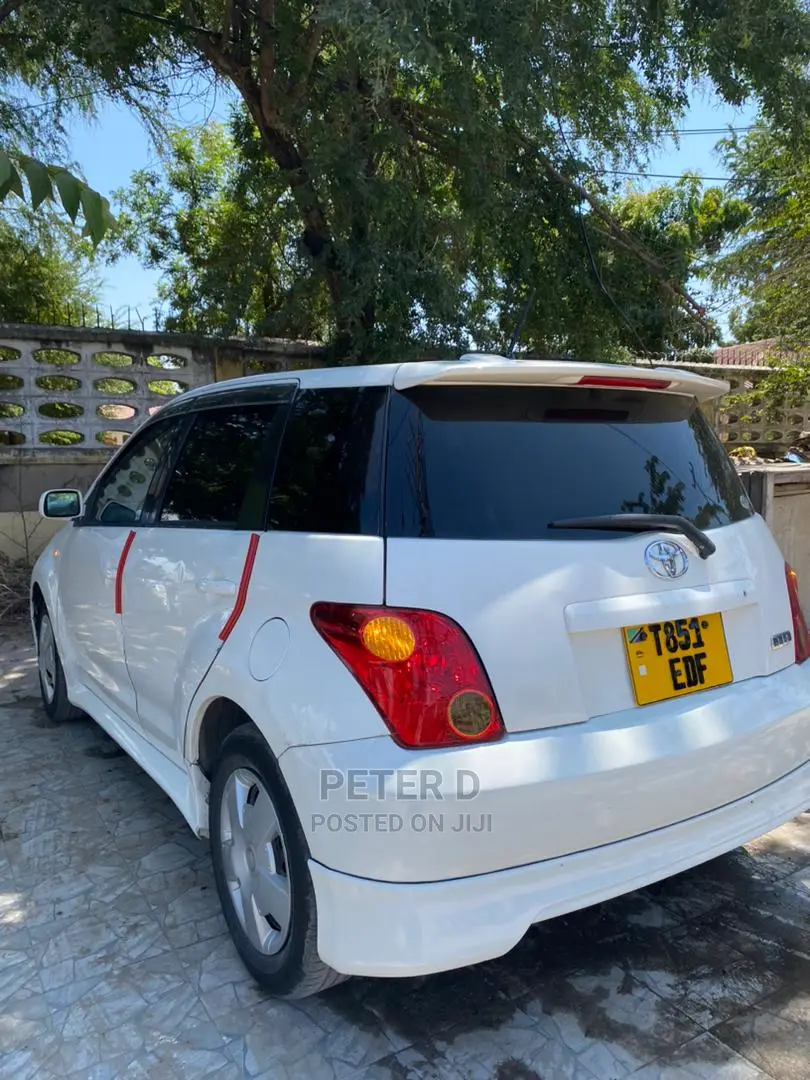 Toyota IST 2005 White
