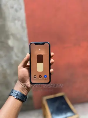 Apple iPhone 11 64 GB Black