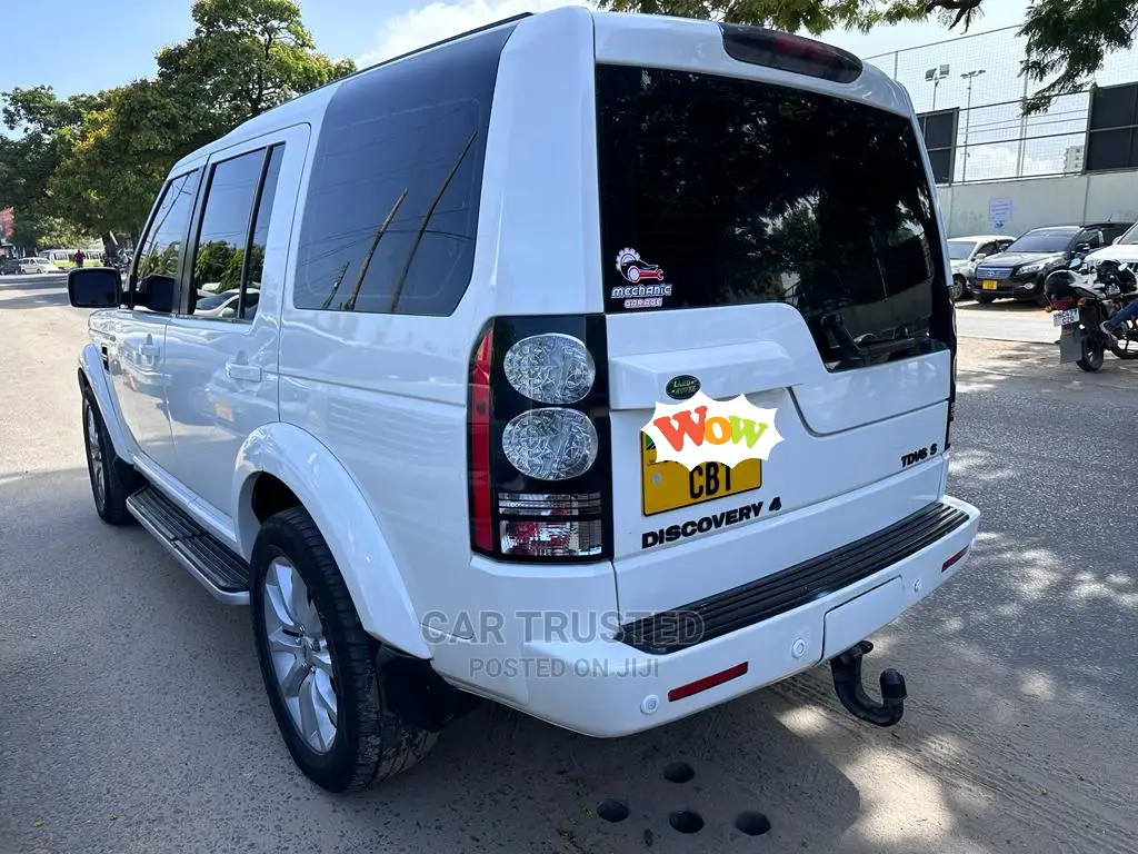 Land Rover Discovery 2008 White